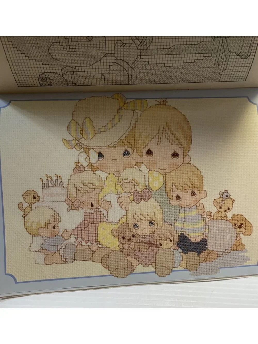 Precious Moments Counted Cross Stitch Baby Book PM-8 Gloria & Pat - VGUC